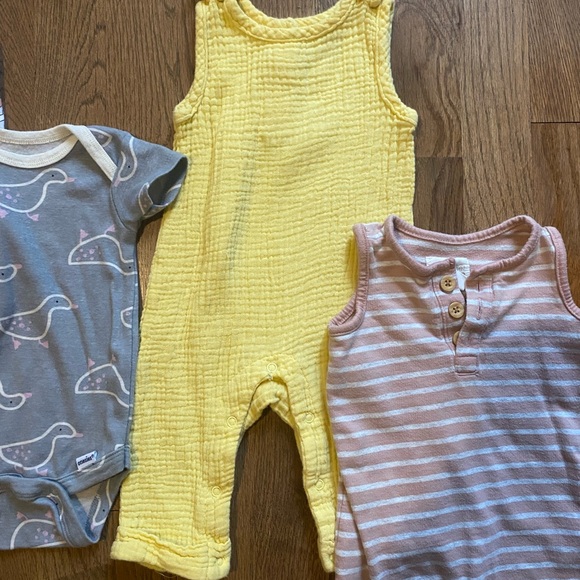0-3 3 Month Bundle Romper Jumper Baby Girl Infant 4 Pieces Yellow Duck Stripes - Picture 4 of 11